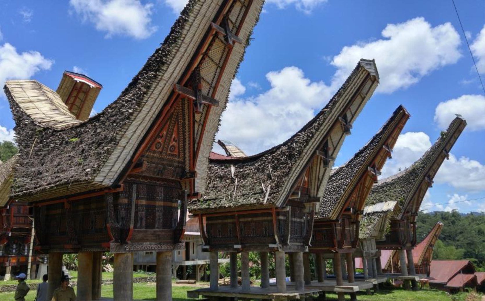 Rumah Adat Provinsi Sulawesi Selatan (Tongkonan) – Pewarta 