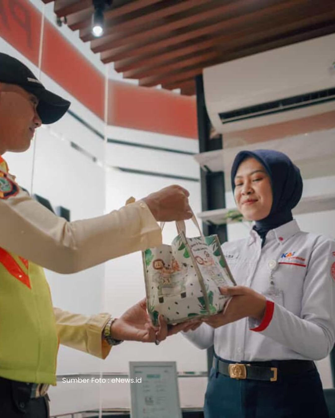 KAI Perkuat Layanan Lost and Found Untuk Mengelola Barang Tertinggal di Kereta Api Maupun Stasiun Secara Terstruktur dan Aman.​