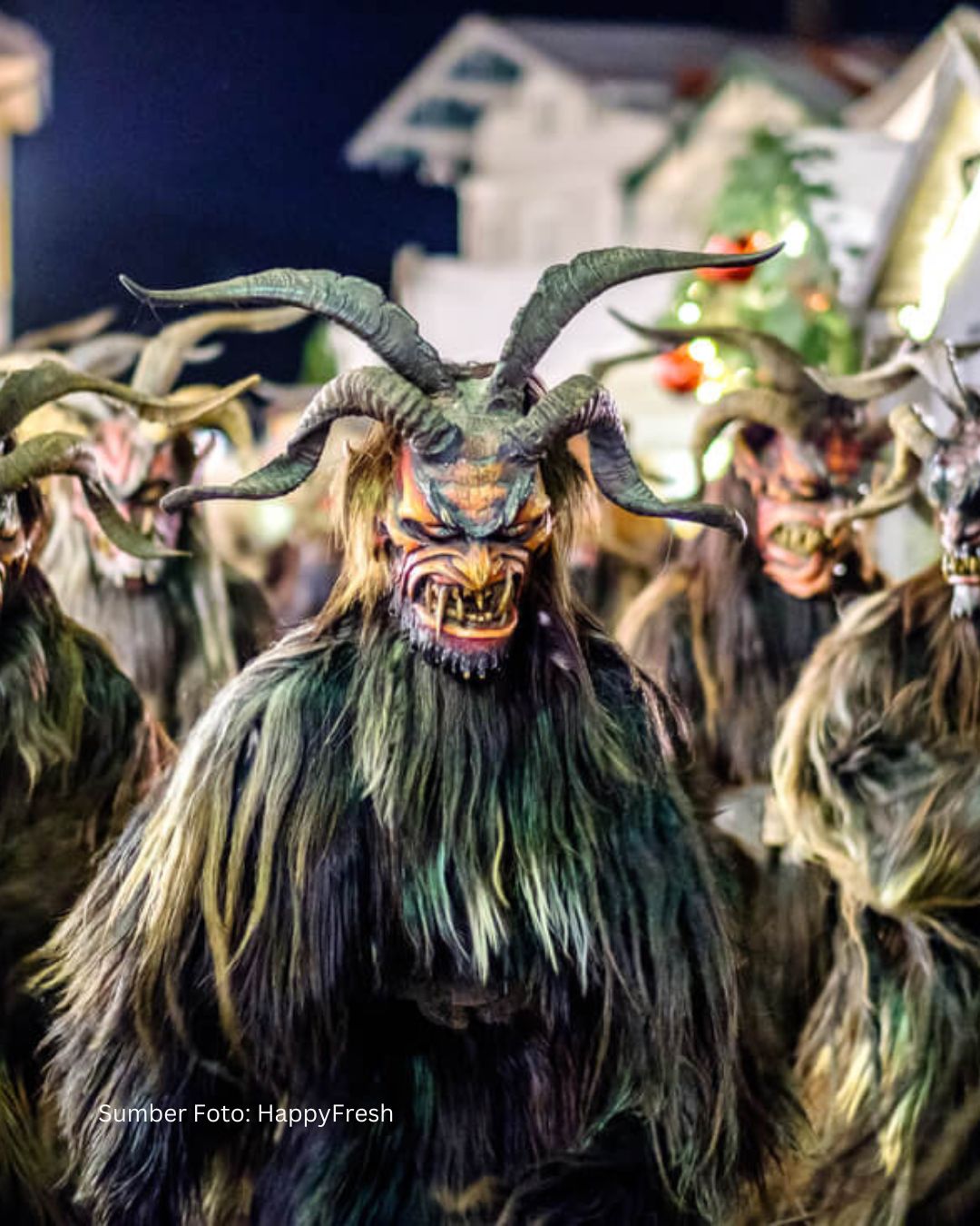 Menyeramkan!! Pesta Natal Di Austria Hidupkan Tradisi Kuno Telah Mati