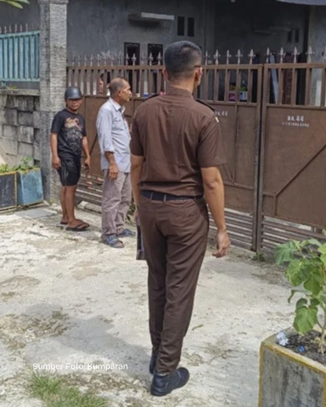 Kejaksaan Negeri Nias Selatan Menggeledah Rumah Kepala Sekolah SMKN 1 Teluk Dalam Terkait Dugaan Korupsi Dana BOS