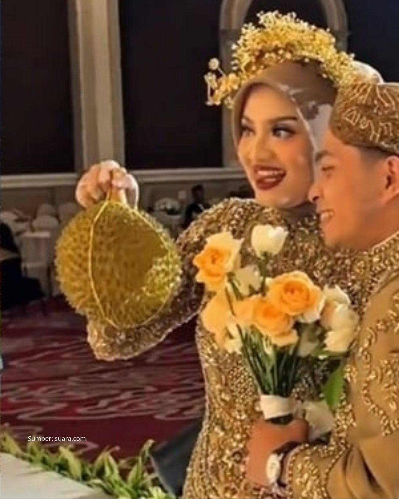 Viral Pernikahan Lempar Durian, Bukan Bunga tapi Boneka