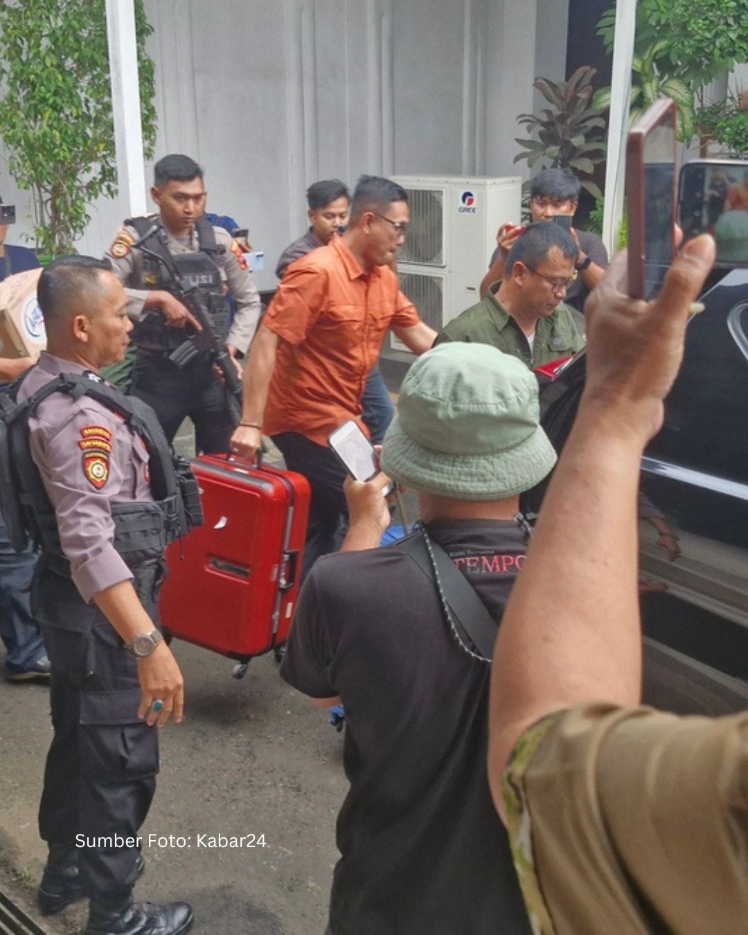 OTT Bupati Pati Sudewo: KPK Bawa Pulang Koper dan Dus Penuh Dokumen