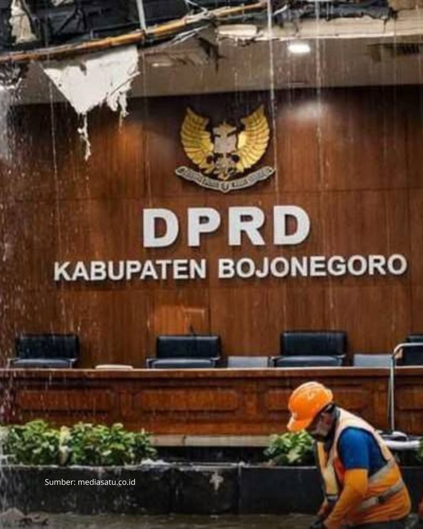 Baru Diresmikan 2023 Gedung DPRD Bojonegoro Ambruk Dibangun Dengan Dana APBN Rp77,8 miliar