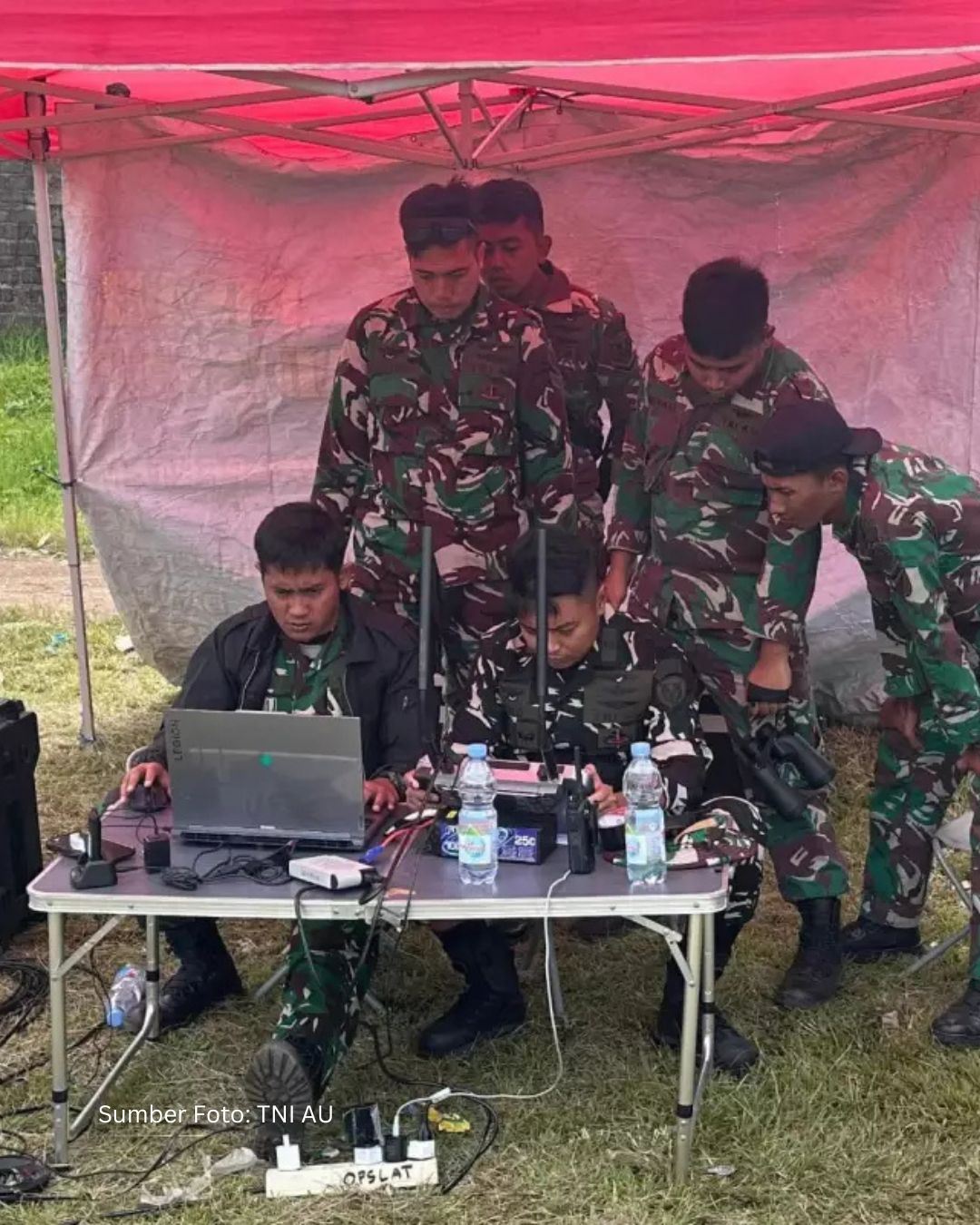 TNI AU Kerahkan Drone Avia Hybrid untuk Evakuasi Longsor Bandung Barat