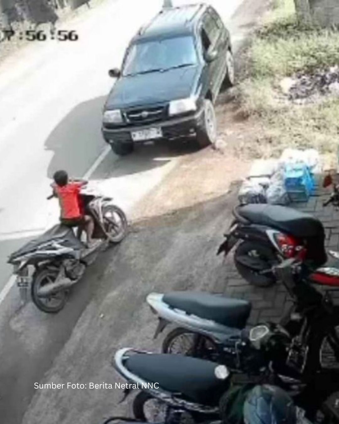 Bocah 7 Tahun Tewas Ditabrak Mobil di Pasuruan, Kejadian Terekam CCTV